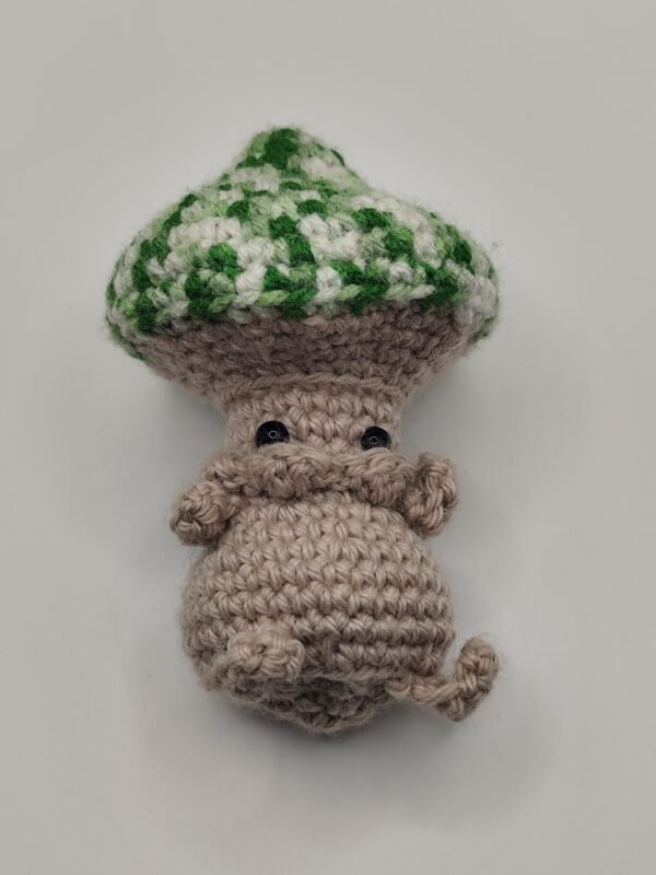 peluche champignon crochet de face