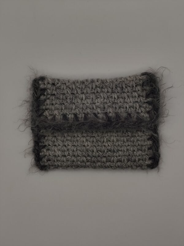 petite pochette gris clair (face)
