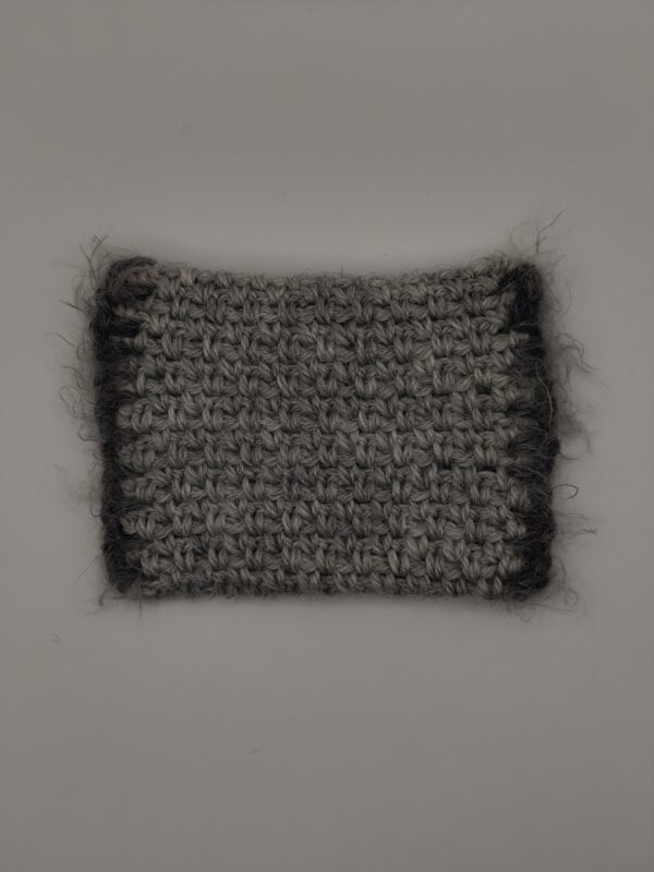 petite pochette gris clair (dos)